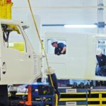 El sector de vehículos pesados enfrenta caída histórica, afectado por menor demanda, presiones inflacionarias e incertidumbre regulatoria.
