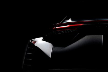 Nissan despliega su visión de innovación y personalización en el Tokyo Auto Salon 2026.