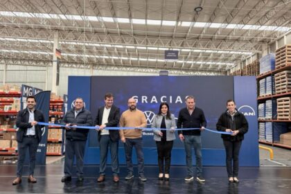 Volkswagen Truck & Bus México puso en marcha la segunda fase de su Parts Logistics Center en Querétaro, una infraestructura clave para asegurar disponibilidad de refacciones y mayor uptime en las flotas del país Factor Automotor