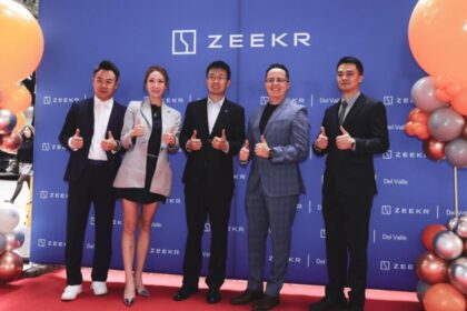 ZEEKR 001, Zeekr X y Zeekr 7X se exhiben en el nuevo showroom de ZEEKR Del Valle, fortaleciendo la presencia premium de la marca en la capital.