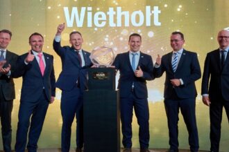 La ceremonia de premiación se realizó durante la reunión internacional de concesionarios DAF en Barcelona. Factor Automotor