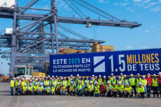 Hutchison-Ports-LCT-alcanza-notable-record-de-1.5-millones-de-TEUs-en-2025-Factor-automotor.