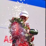 Oliver Rowland celebra el tercer lugar para Nissan en la Fórmula E, tras una remontada clave en el Autódromo Hermanos Rodríguez.