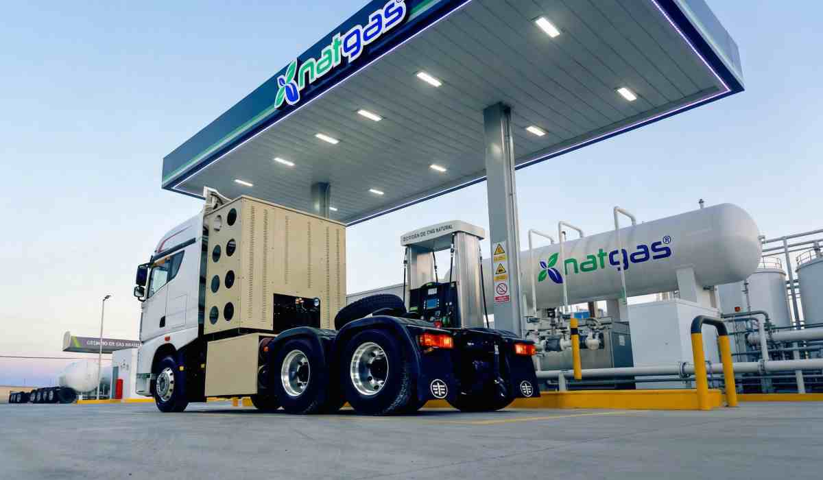 El gas natural vehicular avanza como alternativa real para el transporte de carga, ante el incremento en costos del diésel y nuevas exigencias ambientales.