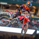 Los pilotos de Honda HRC Progressive se colocaron entre los referentes del campeonato tras una actuación contundente en Anaheim, primera cita del calendario.