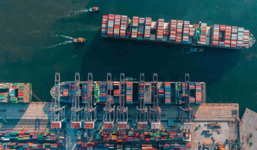 Entrega del reconocimiento “Supplier of the Year” a Hutchison Ports LCT por parte de KIA Motors México en Monterrey.