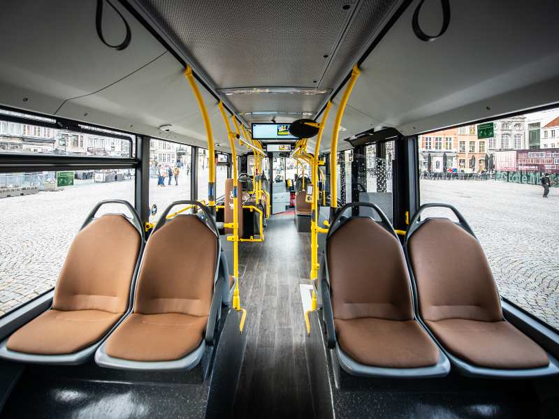Con más de 400 millones de pasajeros al año, De Lijn impulsa la movilidad urbana sostenible en Europa.