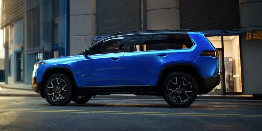 Jeep Cherokee conserva un diseño emparentado con las generaciones anteriores. Factor Automotor