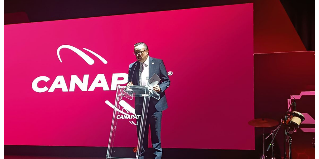 Luis Zaldívar Sánchez, presidente de la CANAPAT, durante la presentación de Expo Movilidad 2026. Factor Automotor Luis Zaldívar Sánchez, presidente de la CANAPAT, durante la presentación de Expo Movilidad 2026. Factor Automotor