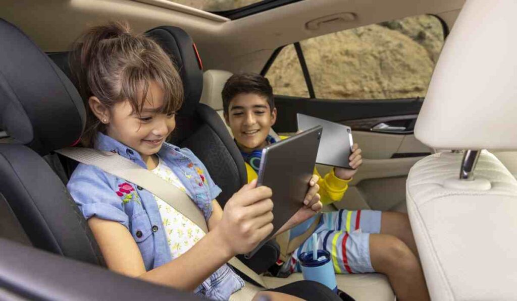 La tecnología OnStar mejora la seguridad y experiencia de conducción para miles de usuarios en México.