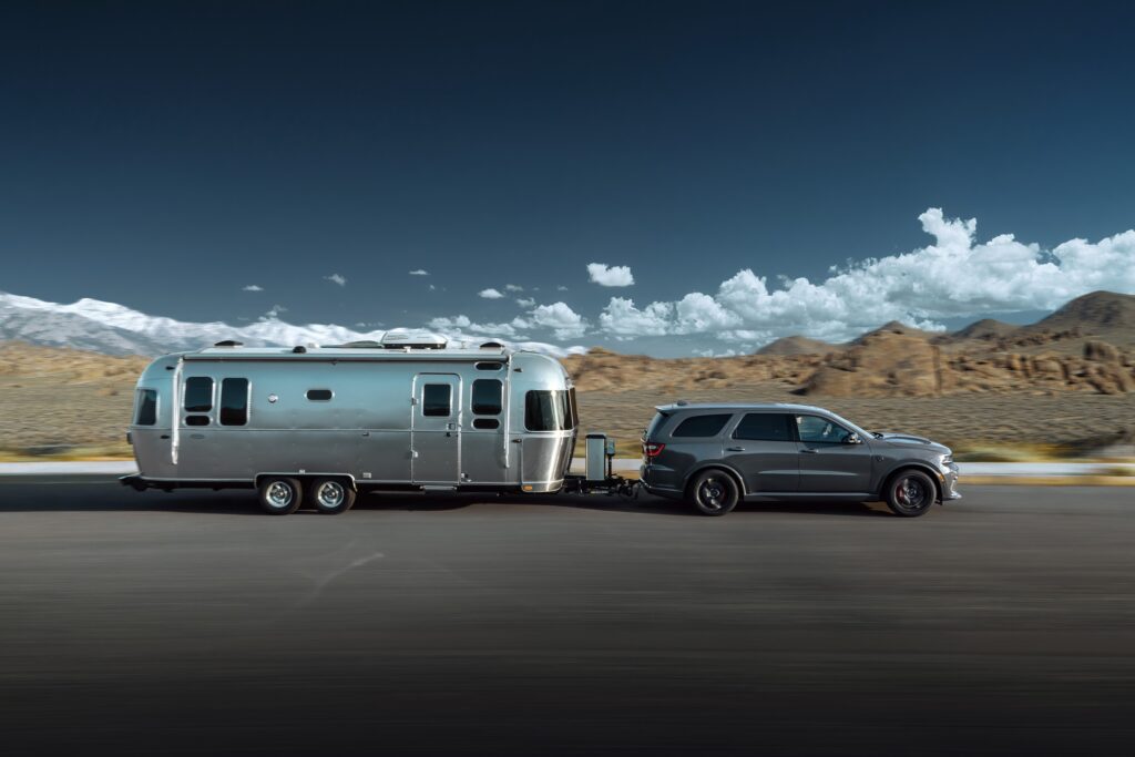 Durango Hellcat Road Predator Edition puede remolcar hasta cuatro toneladas. Factor Automotor

