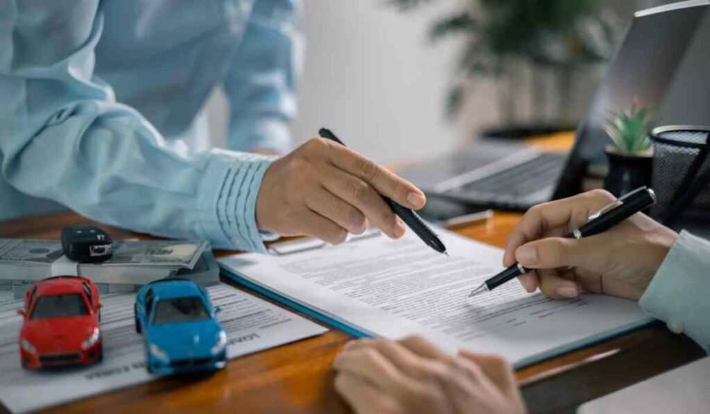 Las autofinancieras afiliadas a la AMDA aumentaron 31% sus adjudicaciones en enero de 2026, pese a la caída en contratos.