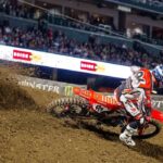 Hunter Lawrence consiguió el segundo lugar en Anaheim 2 y se mantiene en la pelea por el campeonato AMA Supercross 450.