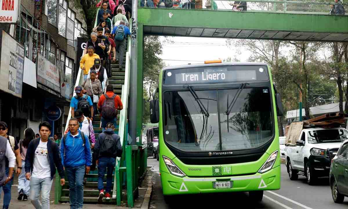 El transporte público urbano movilizó 247.5 millones de pasajeros en diciembre, informó el Instituto Nacional de Estadística y Geografía.