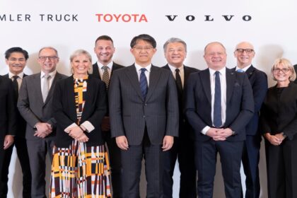 Alianza Toyota, Daimler y Volvo en Cellcentric.