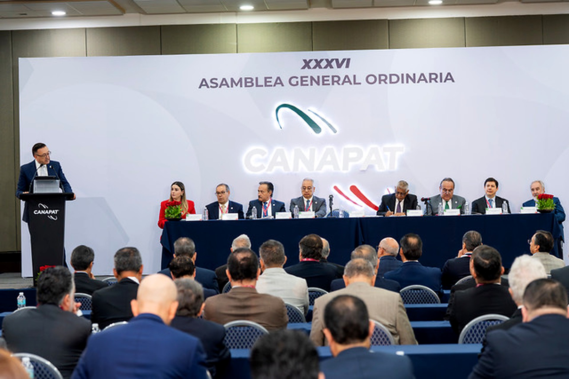 Expo Foro-Asamblea-factor automotor-1