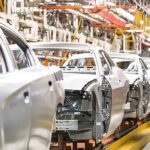 Especialistas del sector automotriz analizaron los retos de la descarbonización en la industria de autopartes y la transición hacia procesos más sostenibles.
