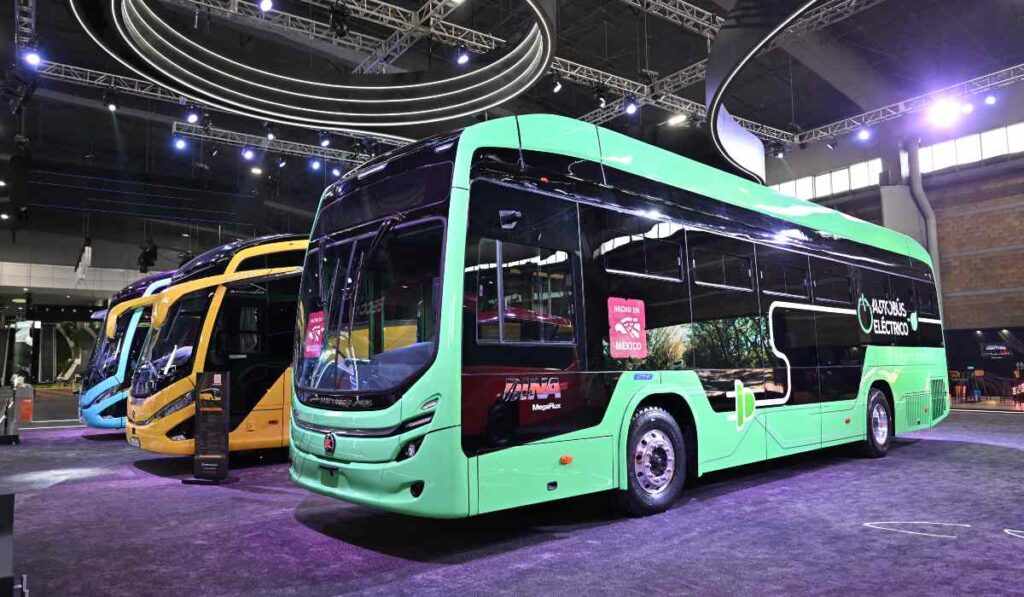 MegaFlux muestra sus avances en electromovilidad y desarrollo de trenes motrices eléctricos durante Expo Foro Movilidad 2026.