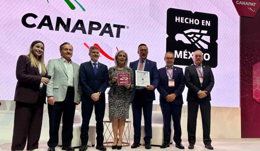 CANAPAT recibe el distintivo Hecho en México durante Expo Foro Movilidad 2026.
