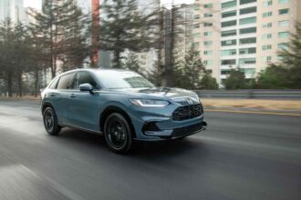 Ambos modelos alcanzan calificación “GOOD” en pruebas de choque clave.