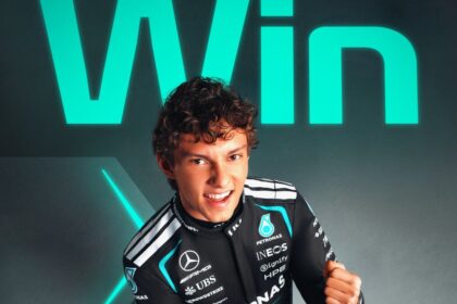 Kimi Antonelli celebra su primera victoria en la Chinese Grand Prix tras dominar la carrera en el Shanghai International Circuit.