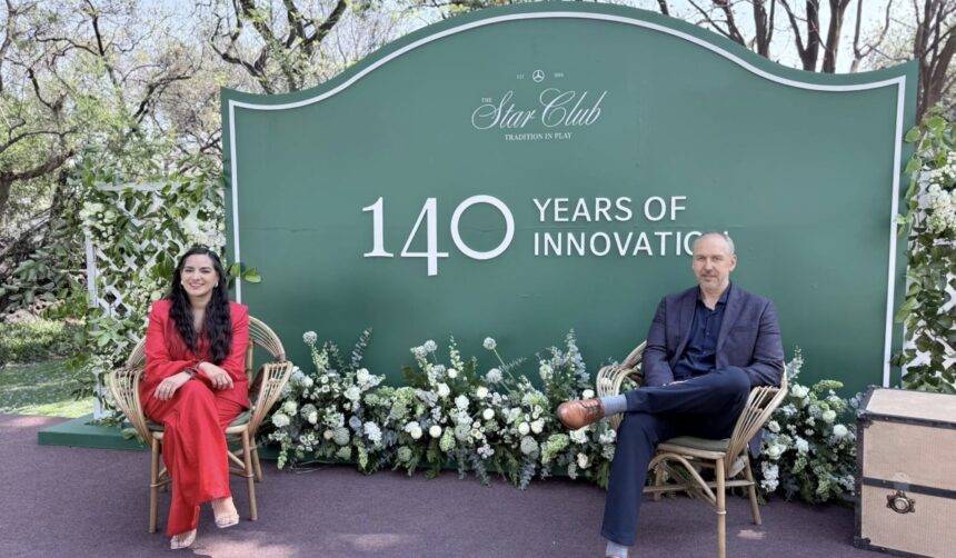 Directivos de Mercedes-Benz presentan la estrategia de crecimiento en México rumbo a 2026, con énfasis en innovación y experiencia del cliente.