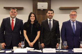 Canacar-define-estrategia-2026-frente-a-presion-en-costos-operativos-FActor-automotor