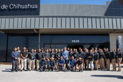 Al recibir la certificación, Daimler Truck avala las operaciones de CACHISA como distribuidor de camiones Freightliner y Mercedes-Benz. Factor Automotor