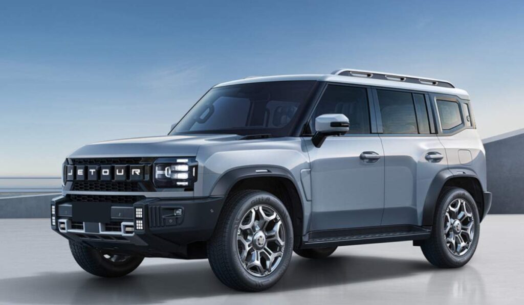 JETOUR presenta el modelo T2 en Varsovia, marcando su entrada oficial al mercado europeo.