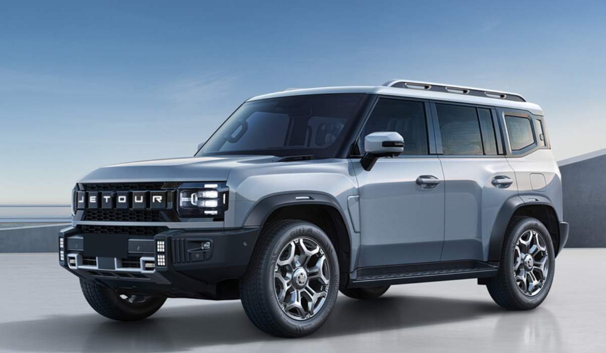 JETOUR presenta el modelo T2 en Varsovia, marcando su entrada oficial al mercado europeo.