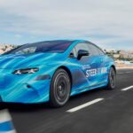 El sistema steer-by-wire permite mantener una espacio más amplio al interior y un volante más plano. Factor Automotor