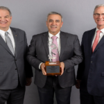 Copa de la Excelencia reconoce la calidad de la manufactura PACCAR. Factor Automotor