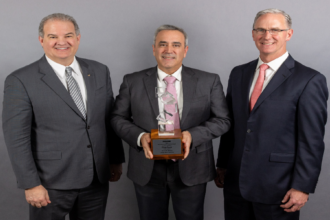 Copa de la Excelencia reconoce la calidad de la manufactura PACCAR. Factor Automotor