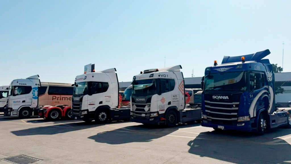 Flota de camiones Scania en servicio en Guadalajara como parte de su estrategia de operación y mantenimiento