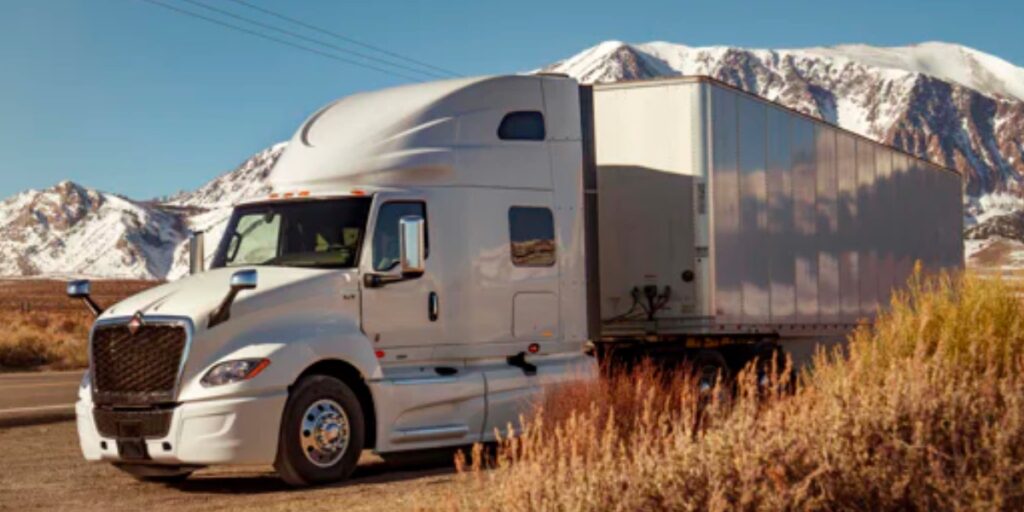 International Motors incluye avanzados sistemas de seguridad activa y pasiva. Factor Automotor