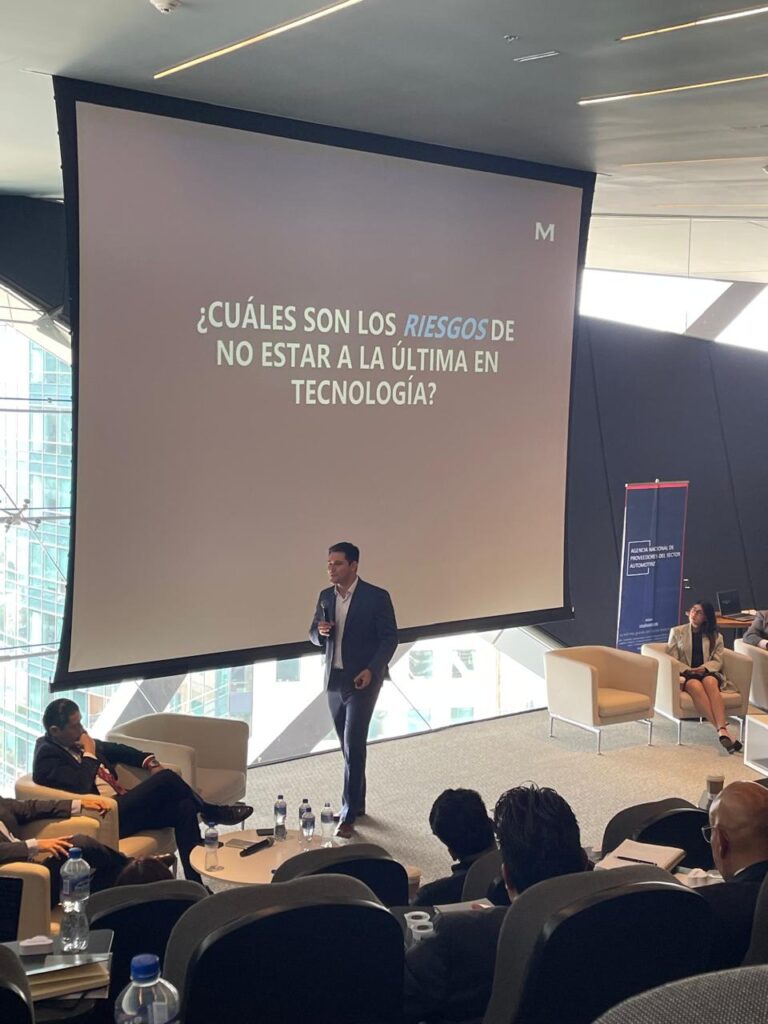 Arturo de la Torre de Markliness. Factor Automotor