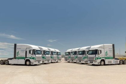 Hyundai Motor Company despliega en Uruguay la primera flota de camiones de hidrógeno en Sudamérica.