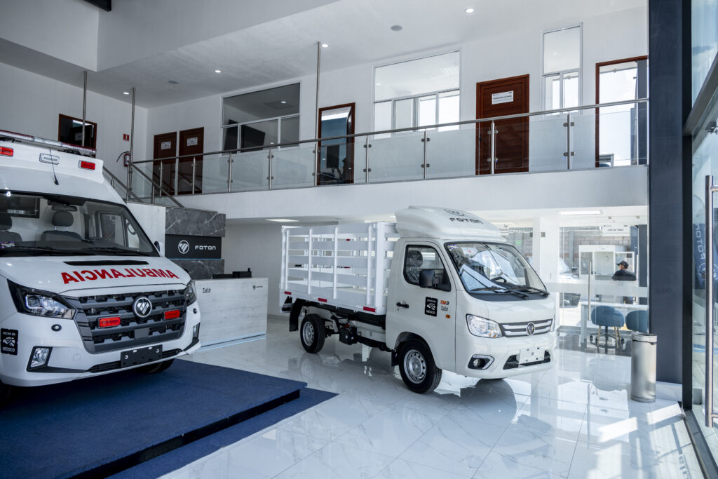 La maca asiática exhibe su portafolio completo desde tractocamiones, hasta vanes y pick ups. Factor Automotor