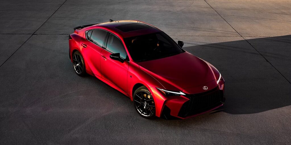 El nuevo Lexus S 350 F Sport está disponible en México por poco más de un millón de pesos.