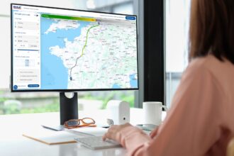 La nueva herramienta permite calcular autonomía y viabilidad en rutas reales.