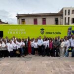 La nueva aula móvil busca acercar servicios de alfabetización y educación básica a jóvenes y adultos en situación de rezago educativo.