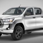 La versión mHEV de Hilux combina potencia, eficiencia y tecnología híbrida para ofrecer mayor rendimiento en cada trayecto.