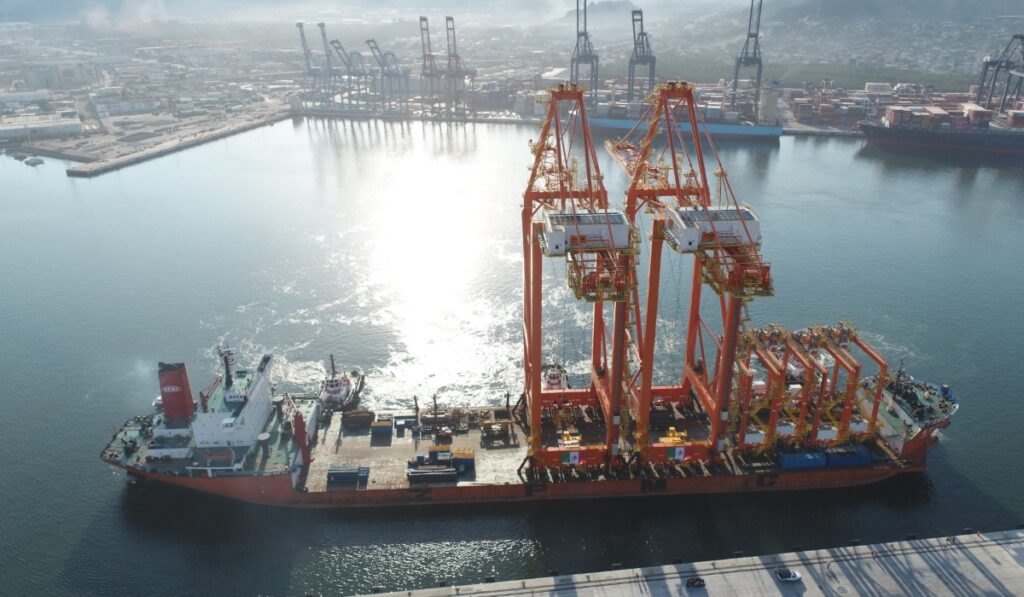 La carga contenerizada concentró el 74% del total de la actividad comercial en el Puerto de Manzanillo entre enero y abril de 2026.