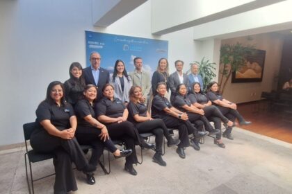 Representantes de Daimler Truck, Freightliner, Tecnomotum, Canacar y ADAVEC respaldaron la formación de nuevas operadoras de vehículos de carga en México.