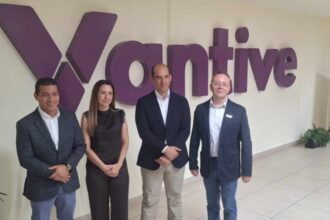 Desde su centro de distribución, Vantive moviliza más de un millón de cajas al mes hacia hospitales, centros médicos y domicilios en México, Centroamérica y el Caribe.