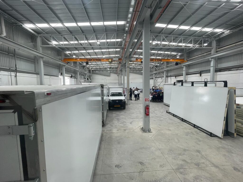La nueva nave de IDER mide más de 3 mil metros cuadrados.