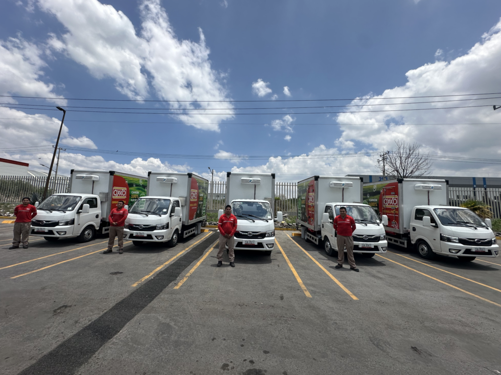 Las unidades de BYD fungirán en las operaciones última milla de Oxxo.