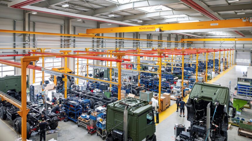 Daimler Truck Defence robustece su producción