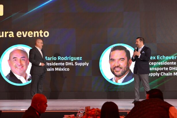 Augusto Ramos, presidente de la CANACAR durante el Transportation Forum 2026 de DHL Supply Chain.