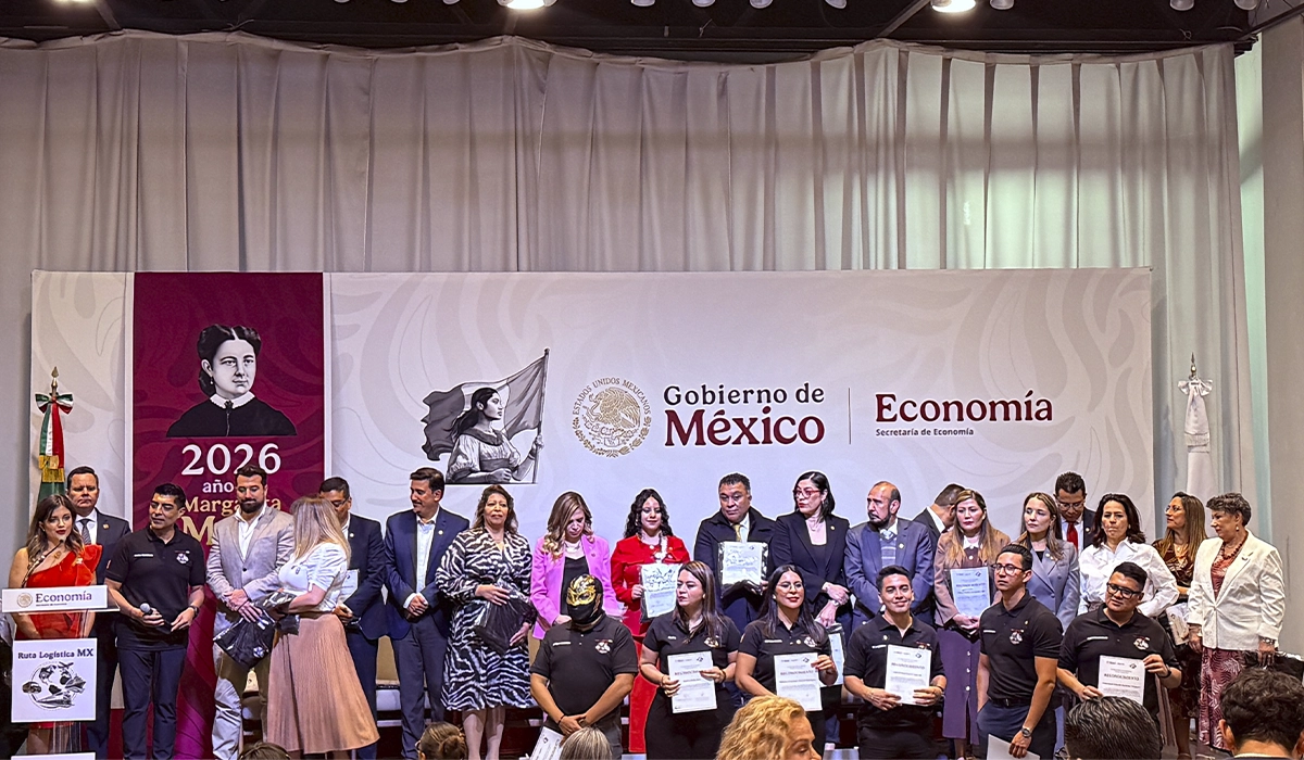 Ruta-Logistica-MX-2026-supera-45-mil-registros-y-avanza-con-10-microcredenciales-para-el-talento-logistico-Factor-Automotor.